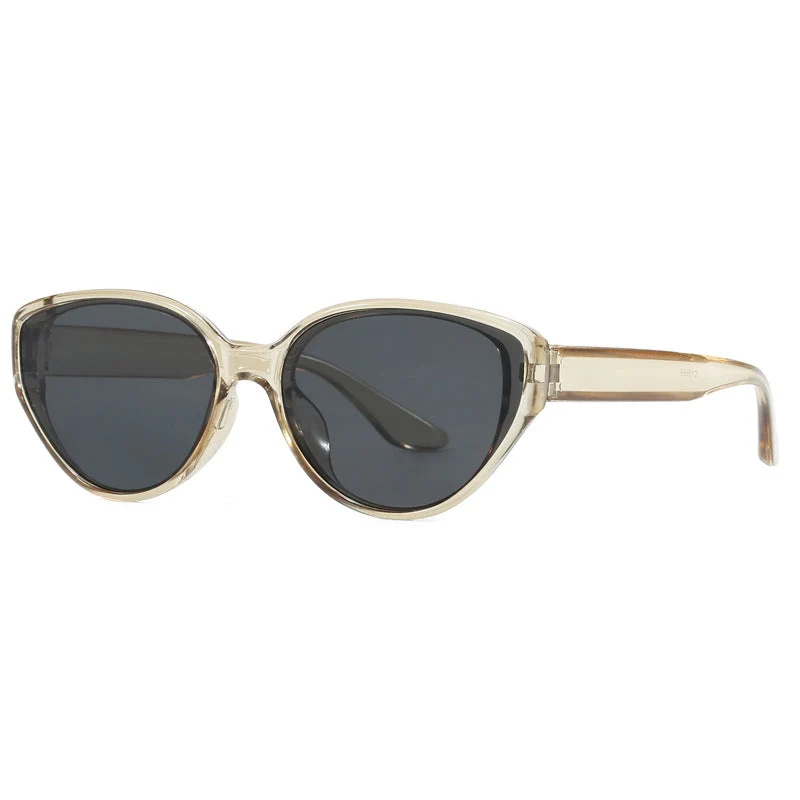 Dame Cat-Eye solbriller med moderne design Luvikno