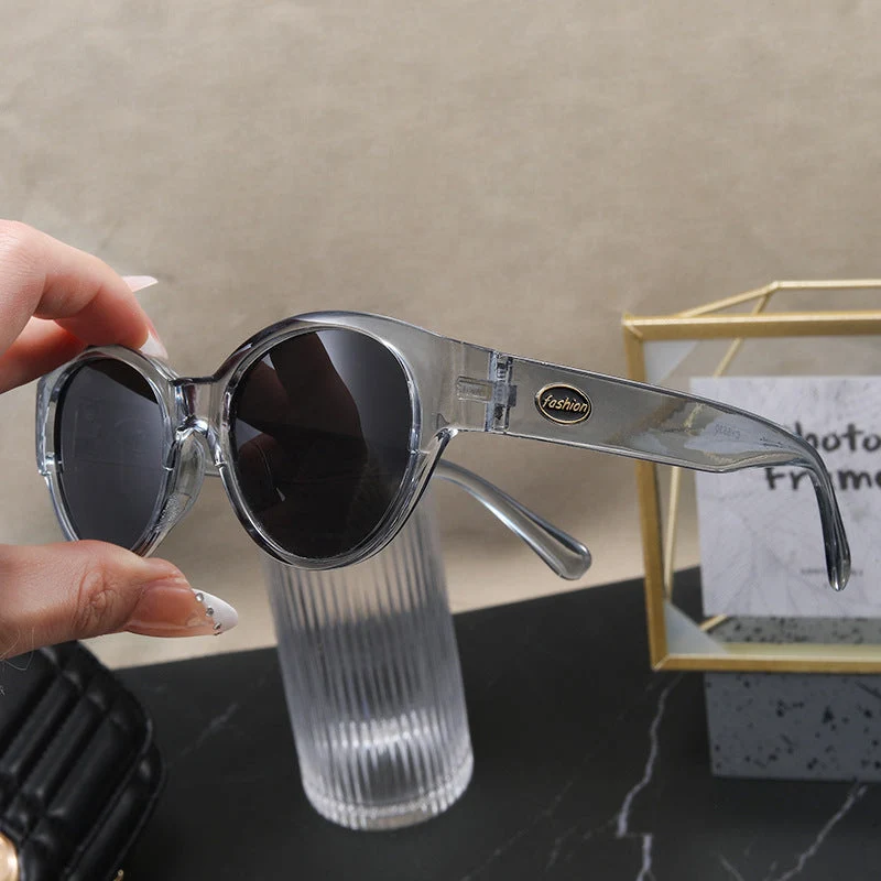 Dame Cat-Eye solbriller med eksotisk design og robust ramme Luvikno