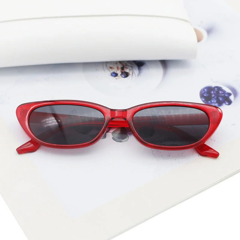 Dame Cat-Eye solbriller med eksklusiv design Luvikno
