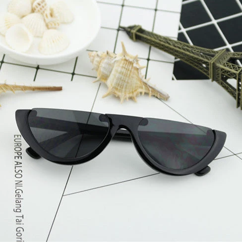 Dame Cat-Eye Briller med markant ramme og speilbelagte glass Luvikno