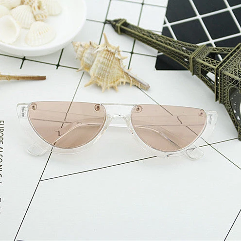 Dame Cat-Eye Briller med markant ramme og speilbelagte glass Luvikno