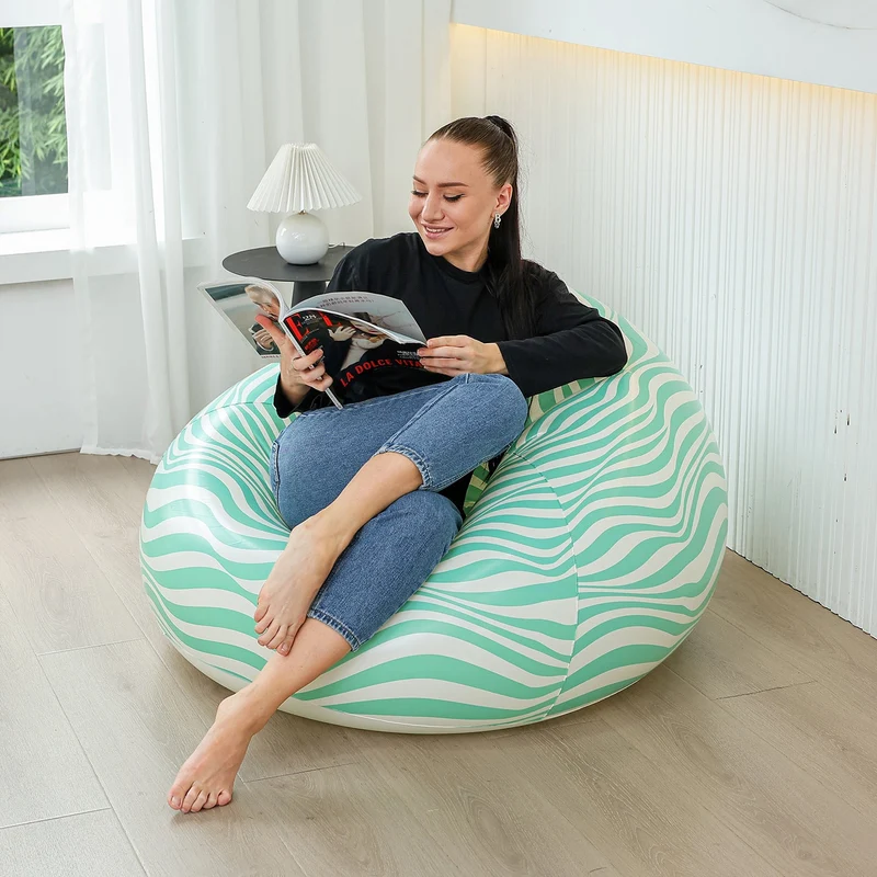 Kvinnelig ergonomisk sitteplass med fargerik design Luvikno