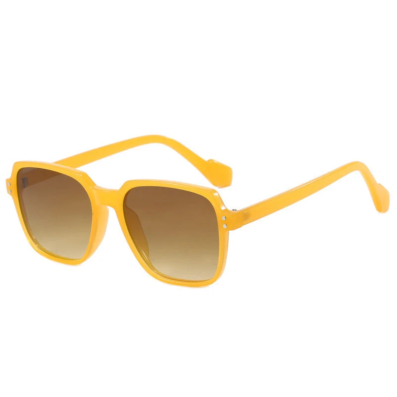 Dame moteriktig solbrille med kraftige, rektangulære linser Luvikno