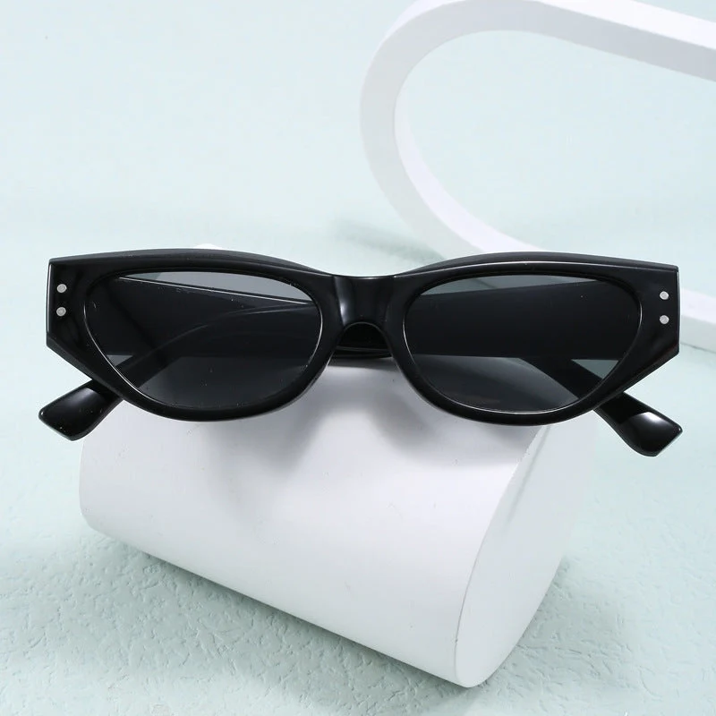 Dame moteriktig solbrille i trendy Cat-Eye stil Luvikno