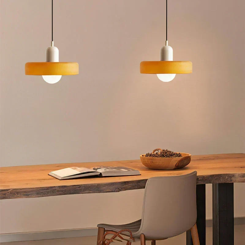 NORDICGLASS TAKHENGENDE LAMPE - ELEGANT SKANDINAVISK BELYSNING FOR ALLE ROM | Luvikno