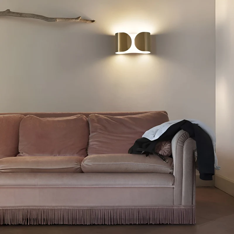 LuminaSquare Vegglampe - Moderne Design og Atmosfærisk Lys | Luvikno
