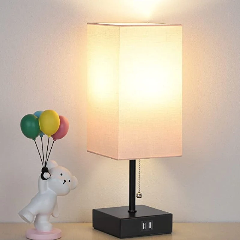 LumiCharge – Moderne Bordlampe med USB-ladeporter | Luvikno