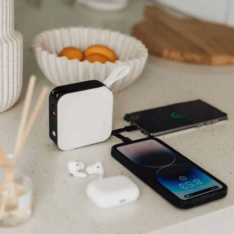 PowerGo Pro – Trådløs Hurtiglading Power Bank | Luvikno