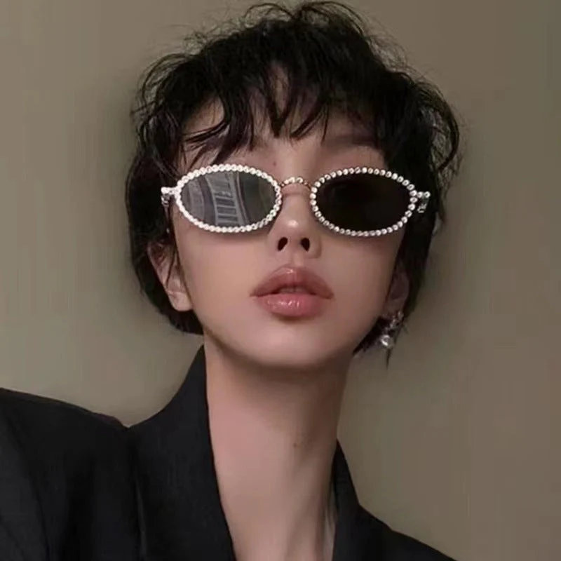 Damen Designer Brille ramme med ekstravagant perleinnramming Luvikno