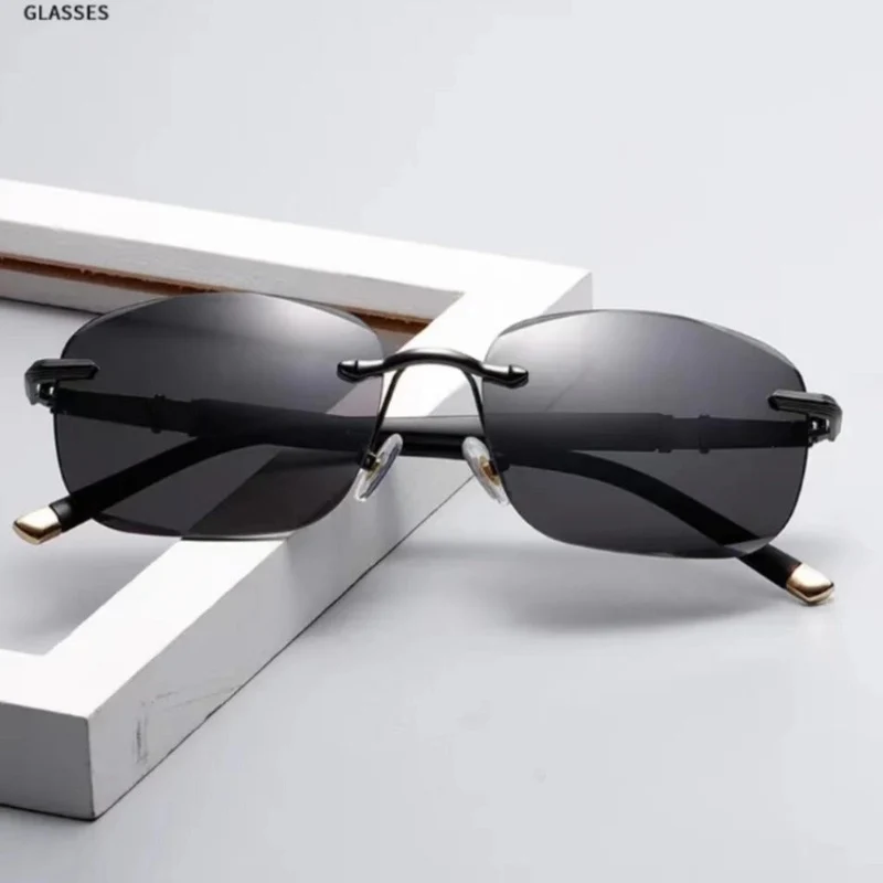 Damer Geometrisk Premium Solbrille med smal ramme Luvikno