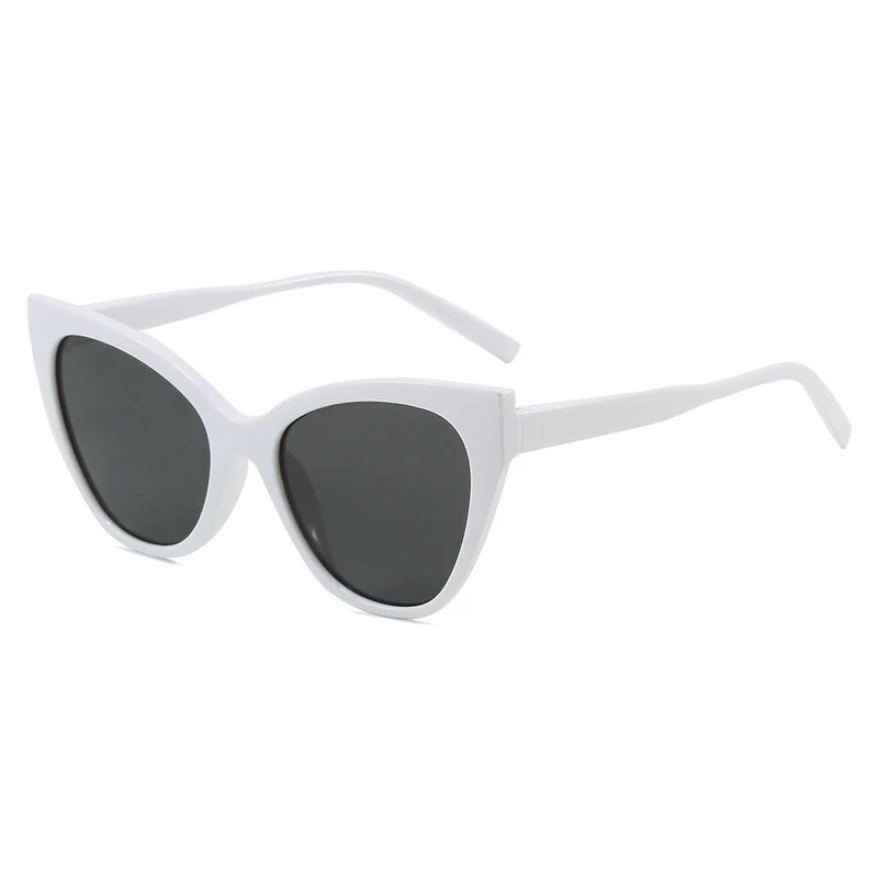 Dame Cat-Eye solbriller med UV-beskyttelse og moderne ramme Luvikno
