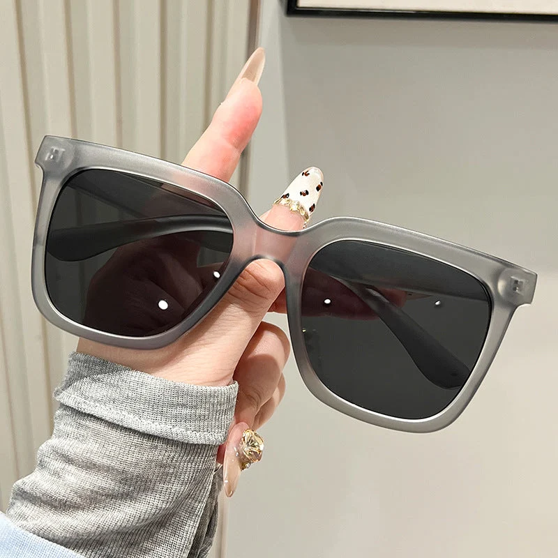 Dame oversized solbriller med matt ramme Luvikno
