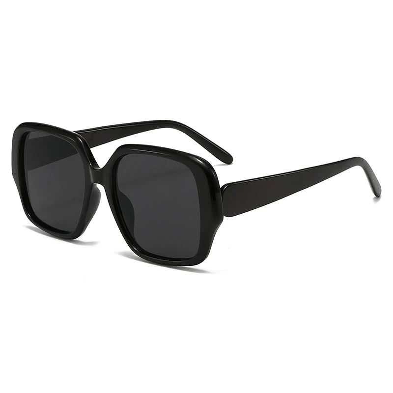 Dame moterisk kvadratisk solbrille med bred ramme Luvikno