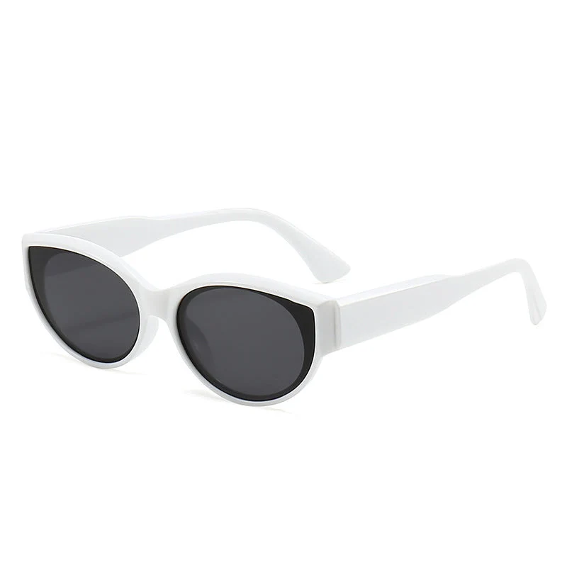 Dame Cat-Eye Solbriller med klart og moderne design Luvikno