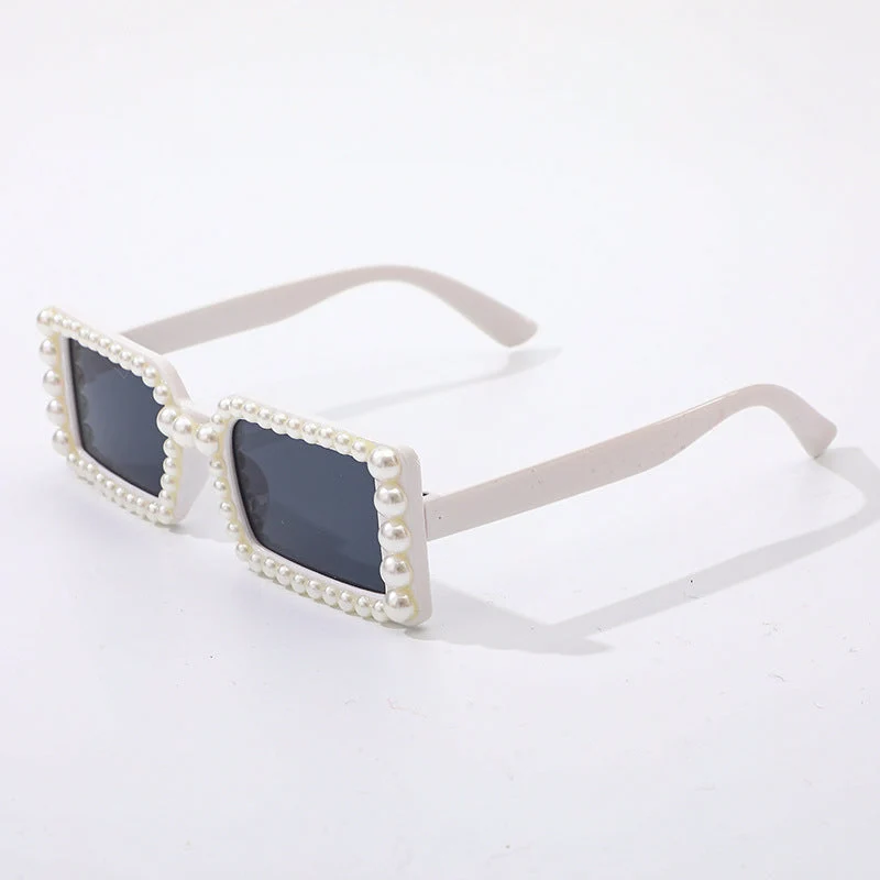Dame stilig solbrille med perlepynt Luvikno
