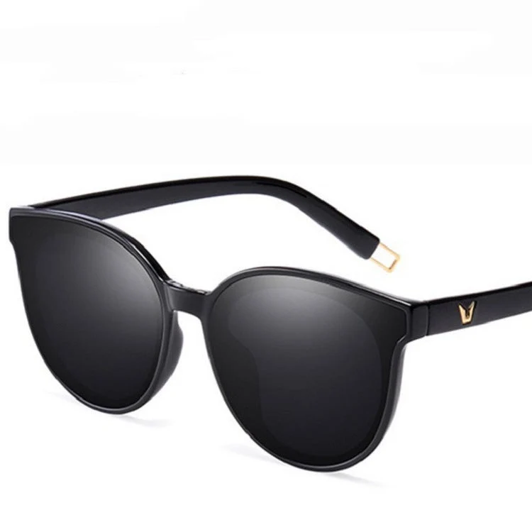 Dame Mote Solbriller i Cat-Eye Stil Luvikno