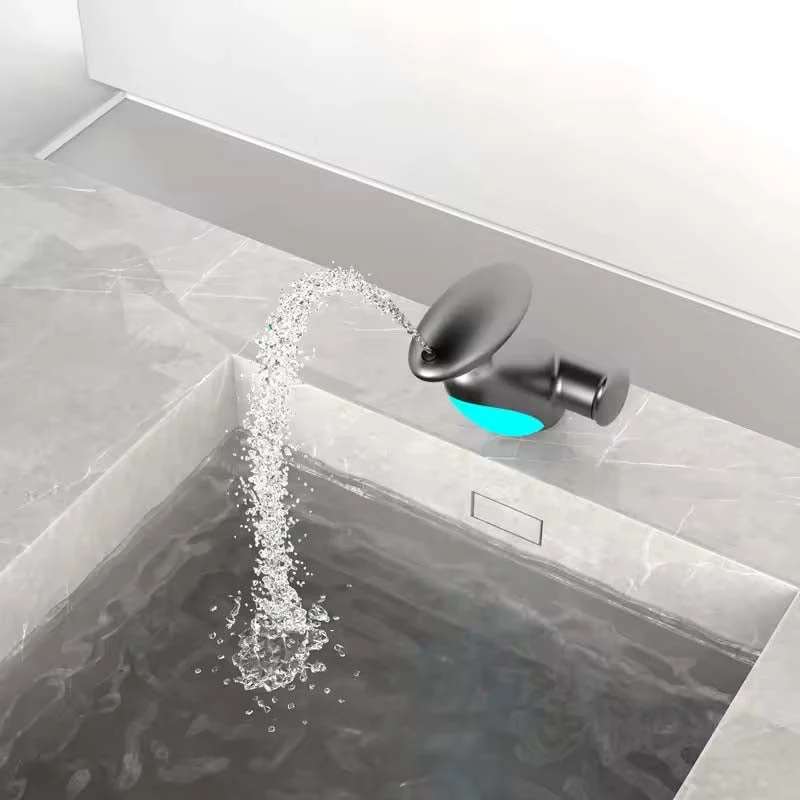 VeloStream LED Kran — Mer Bevegelsesfrihet og Stil for Hjemmet | Luvikno