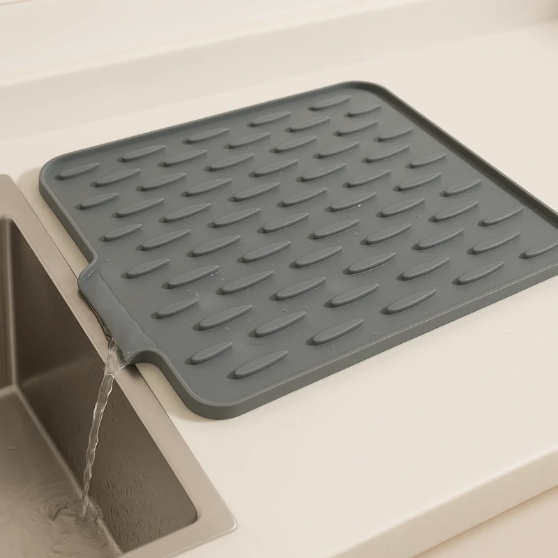 FlexiDry silikon tørkematte – varmebestandig, halkefri og plassbesparende design | Luvikno