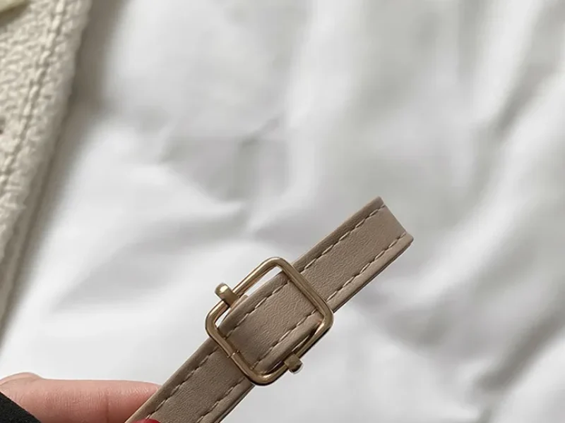 Style fjær Kvinners Håndveske laget av PU-lær med Crossbody reim | Luvikno