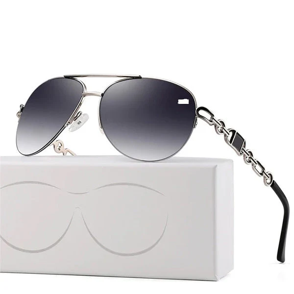 Dame aviator solbrille med moteriktig kjededetalj Luvikno