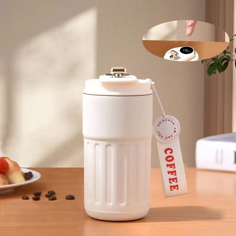 Unisex isolert kaffekopp med praktisk lokk Luvikno