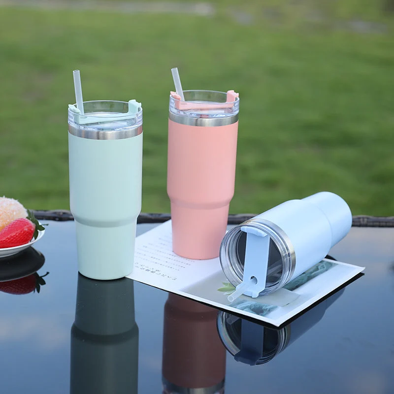 Dame Thermo Drikkekopp med Ergonomisk Håndtak og Praktisk Strå Luvikno