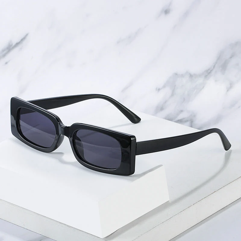 Dame solbrille i moderne retro-stil Luvikno