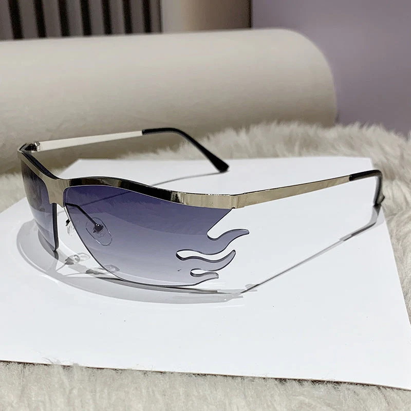 Damer futuristisk solbrille med elegant gjennomsiktig ramme Luvikno