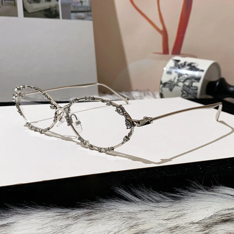 Dame ekstravagant oversized solbrille med futuristisk design Luvikno