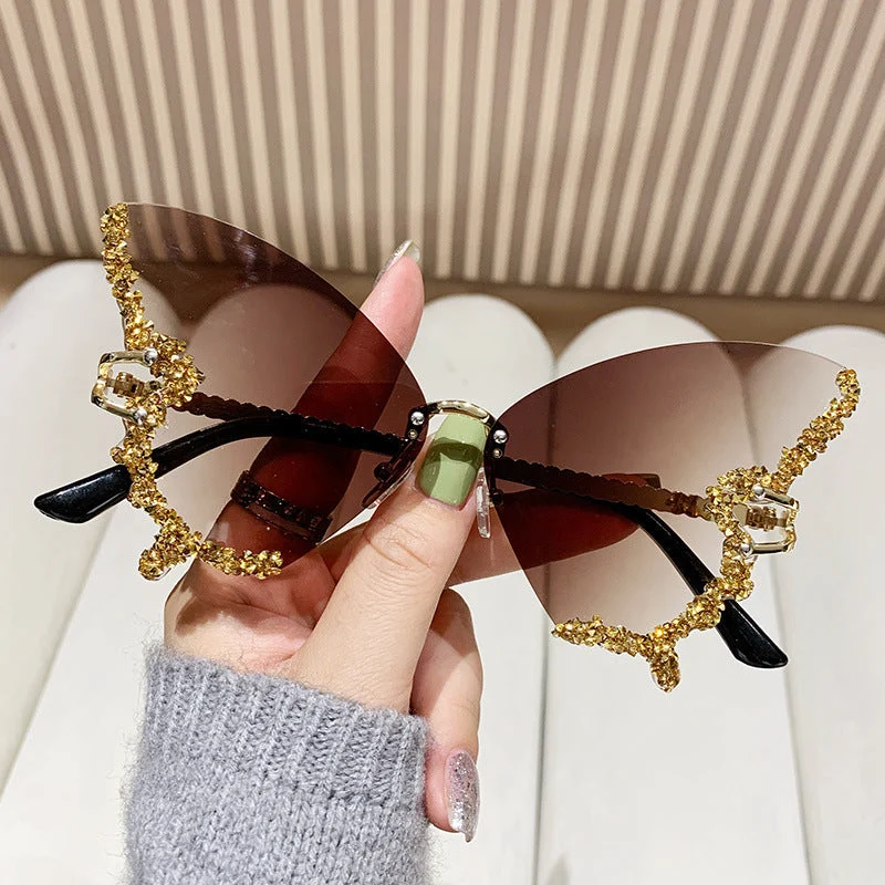 Dame ekstravagante Cat-Eye solbriller med glitrende strassdekorasjoner Luvikno