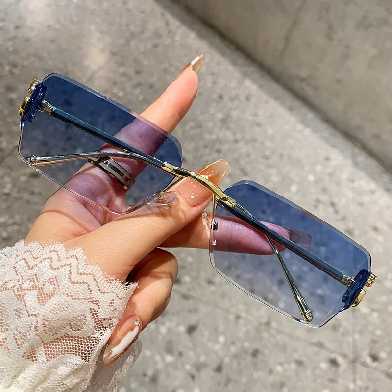 Dame elegant firkantet solbrille med stilfullt skjellmønster og UV-beskyttelse Luvikno