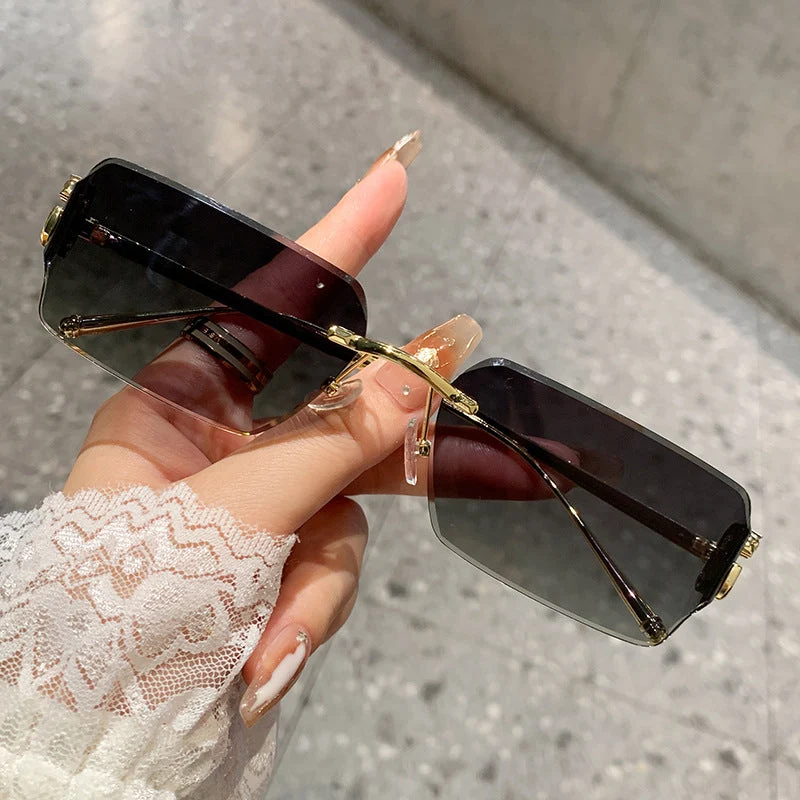 Dame elegant firkantet solbrille med stilfullt skjellmønster og UV-beskyttelse Luvikno