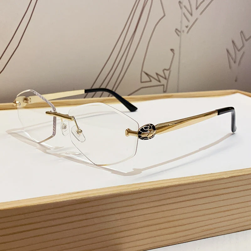 Dame Designer solbrille med heksagonal ramme og gyldne detaljer Luvikno