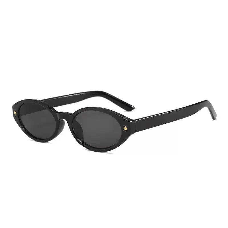 Dame Cat-Eye solbriller med iøynefallende ramme og moderne glass Luvikno