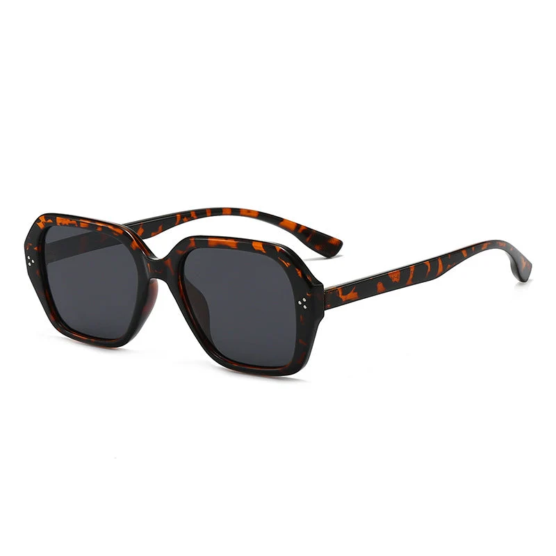 Kvinnenes fashionable oversized solbriller Luvikno