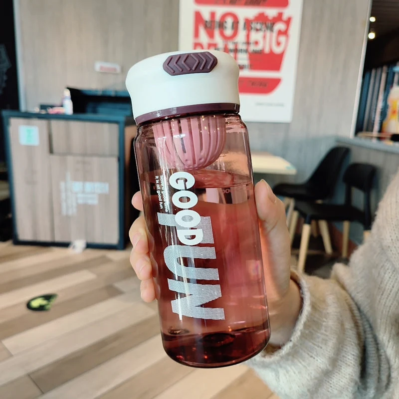 Dame Infuser-vannflaske med avtagbar fruktkontainer Luvikno