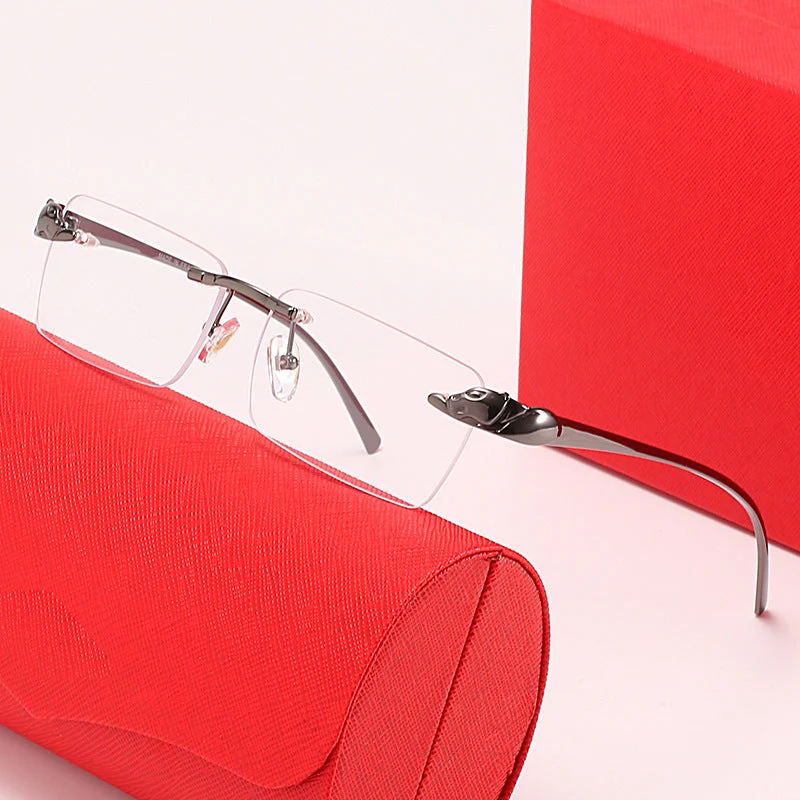 Dame moteriktig solbrille med elegant metallramme og innovative linser Luvikno