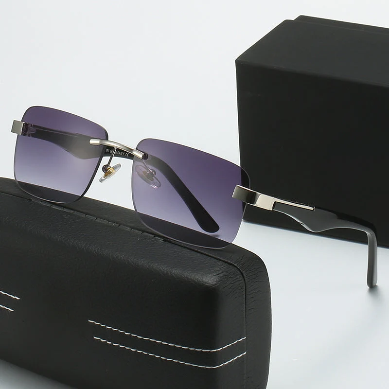 Dame moteriktig halvrammebrille med elegant metall- og plastmix Luvikno