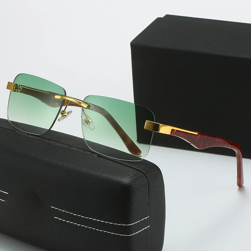 Dame moteriktig halvrammebrille med elegant metall- og plastmix Luvikno