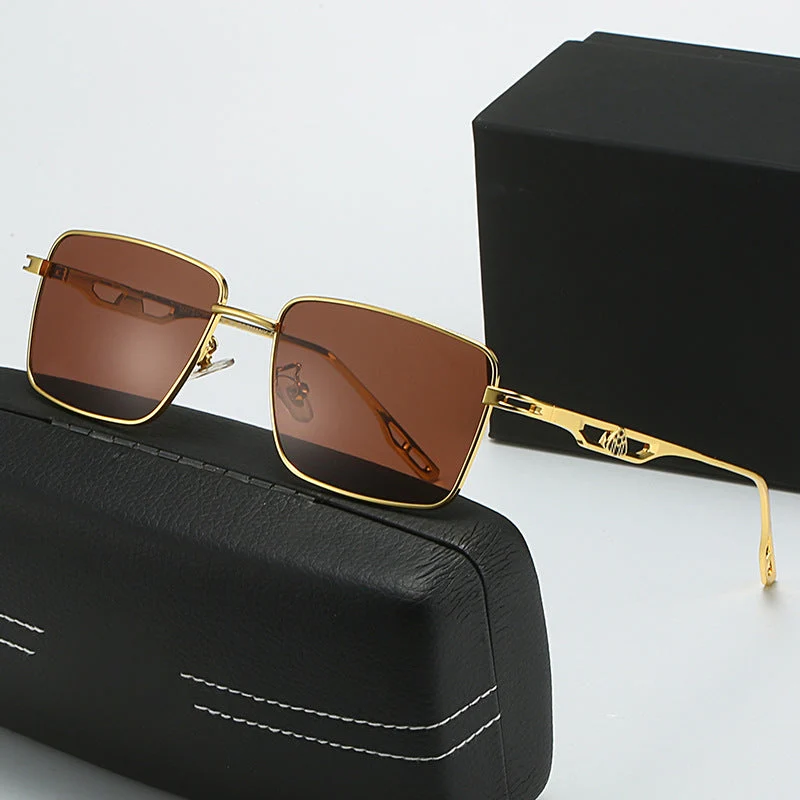 Dame luksus solbrille med markant geometrisk ramme og polarisert glass Luvikno