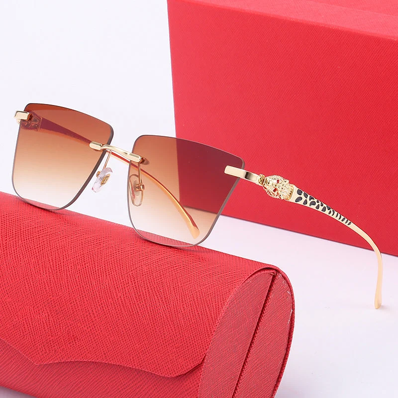 Dame Geometrisk Solbrille med elegant gullfarget detalj Luvikno