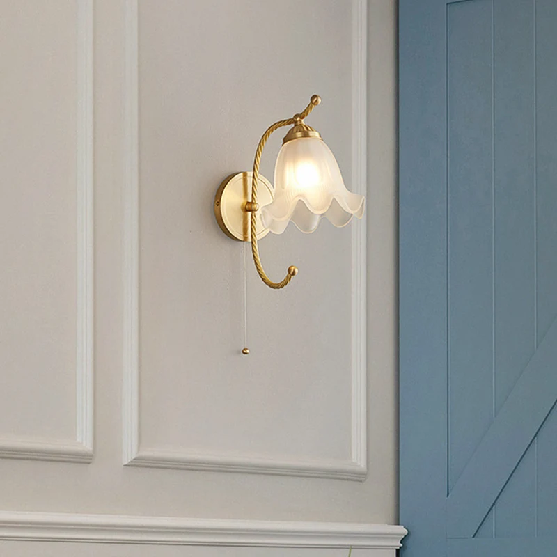 VintageGlow – Retro Glass Wall Light for Atmosphere | Luvikno