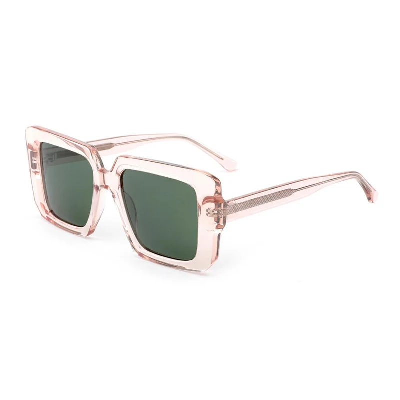 Dame solbrille i stilrent, firkantet design med UV-beskyttelse Luvikno