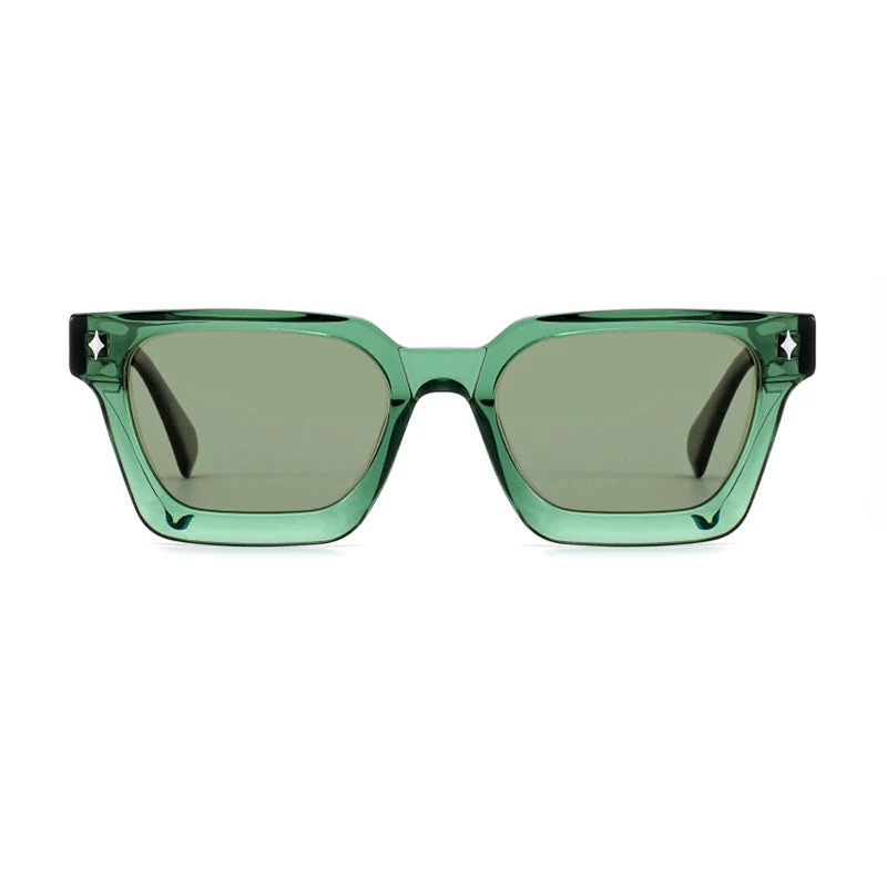 Dame solbrille i moderne design med bred ramme og høyverdig UV-beskyttelse Luvikno