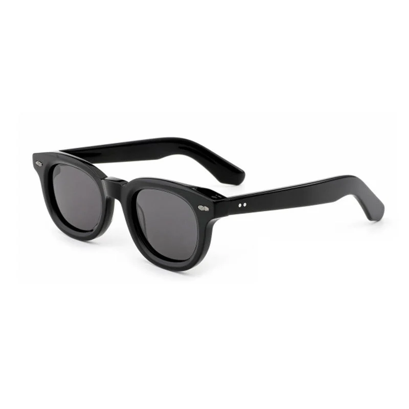 Dame retro-inspirert solbrille med bredt skilpadde-ramme og harmoniske glass Luvikno