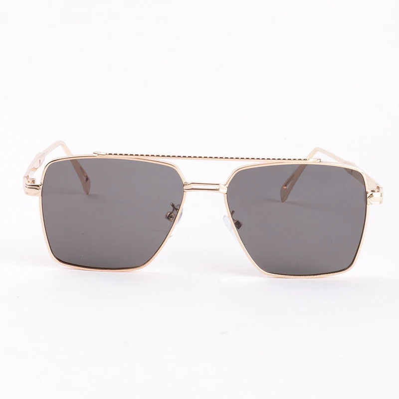 Dame oversized solbriller med elegant metallramme Luvikno