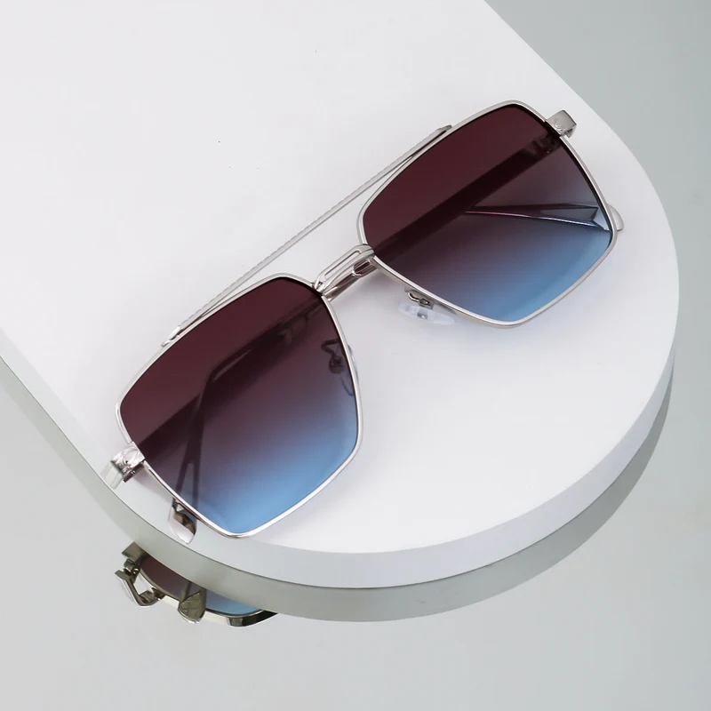 Dame oversized solbriller med elegant metallramme Luvikno
