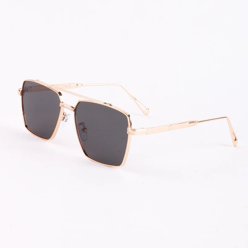 Dame oversized solbriller med elegant metallramme Luvikno