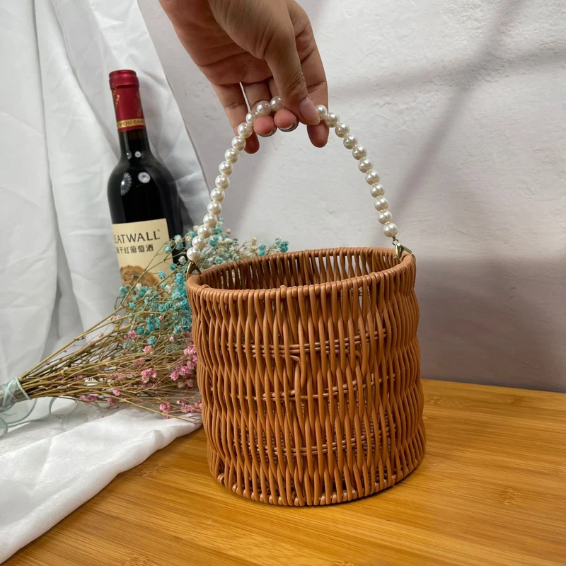 Dame stilige Rattan-beholder med perlehåndtak Luvikno