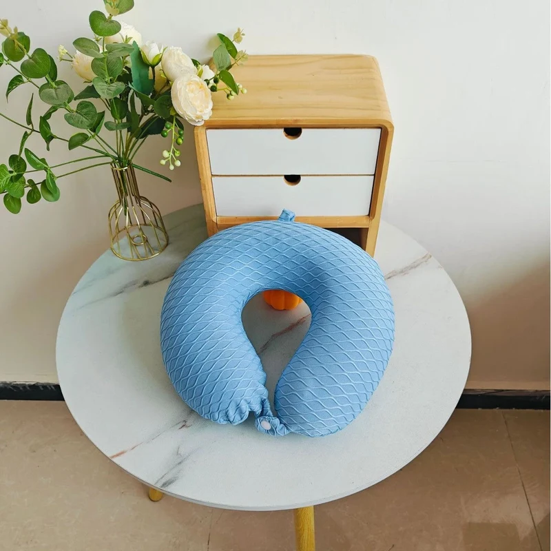 Unisex Nakkepute med ergonomisk form Luvikno